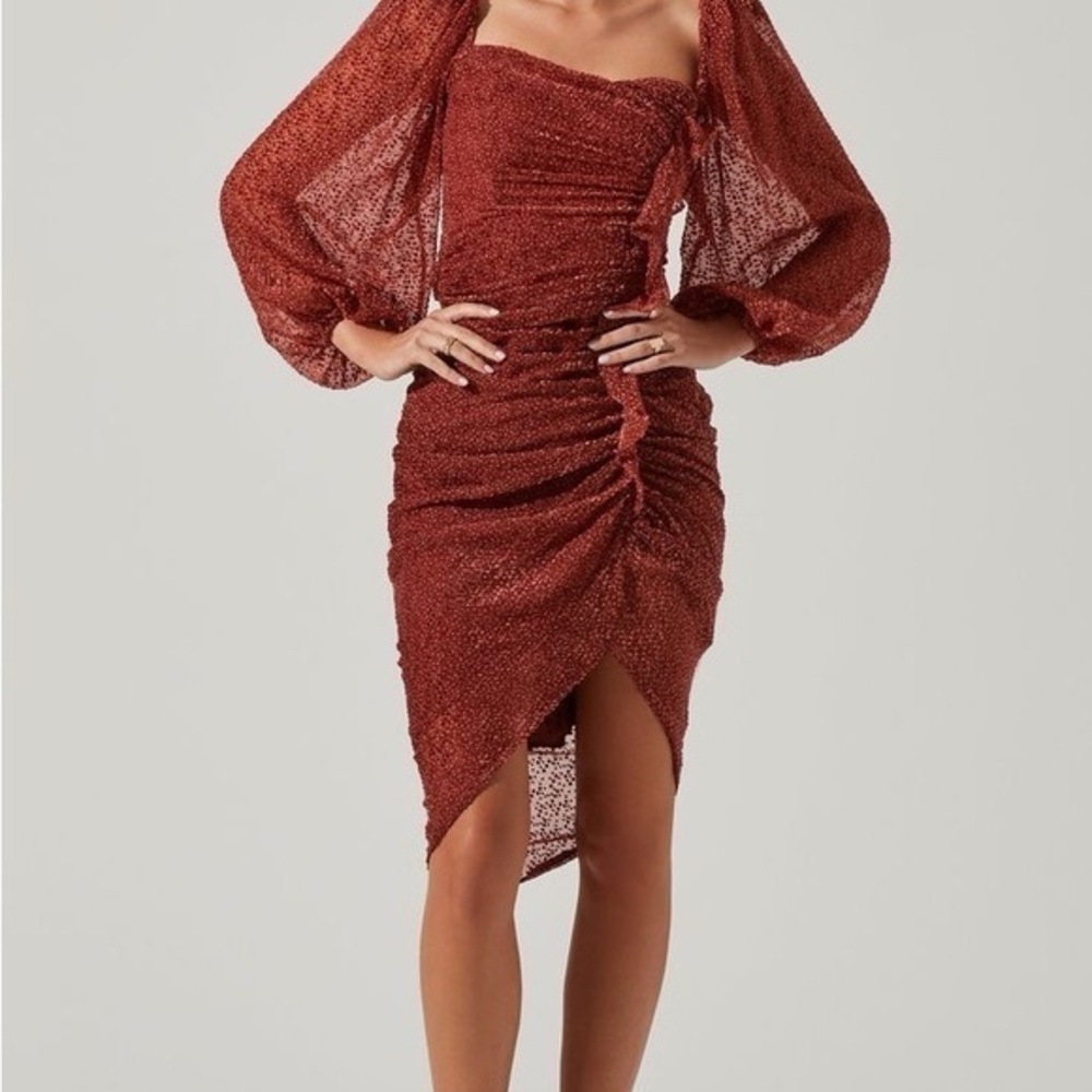 Astr Rust Long Sleeve Ruched Dress